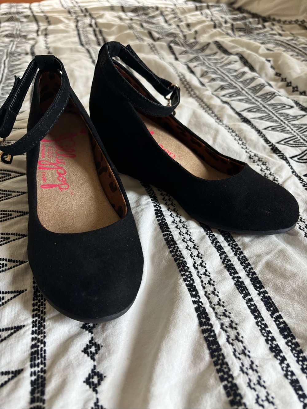 Girls Jellypop Black Ankle-Strap Wedge Dress Shoes NWOT size 1